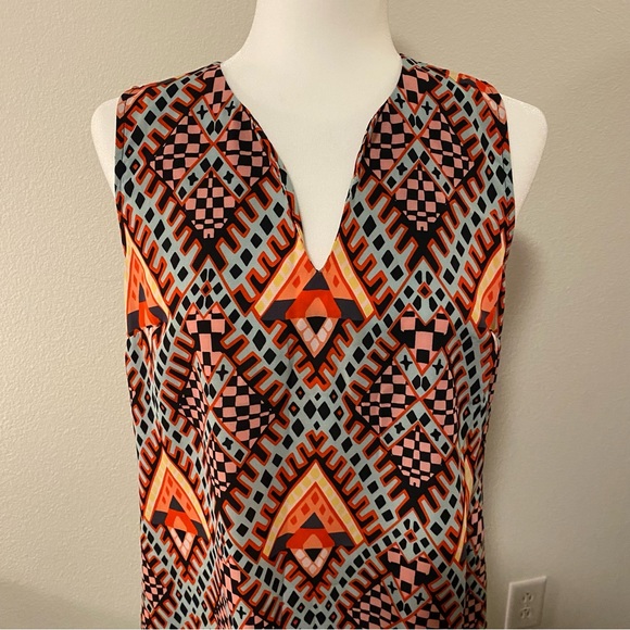 Renee C. Geometric Print Sleeveless V Neck Top - Picture 5 of 10